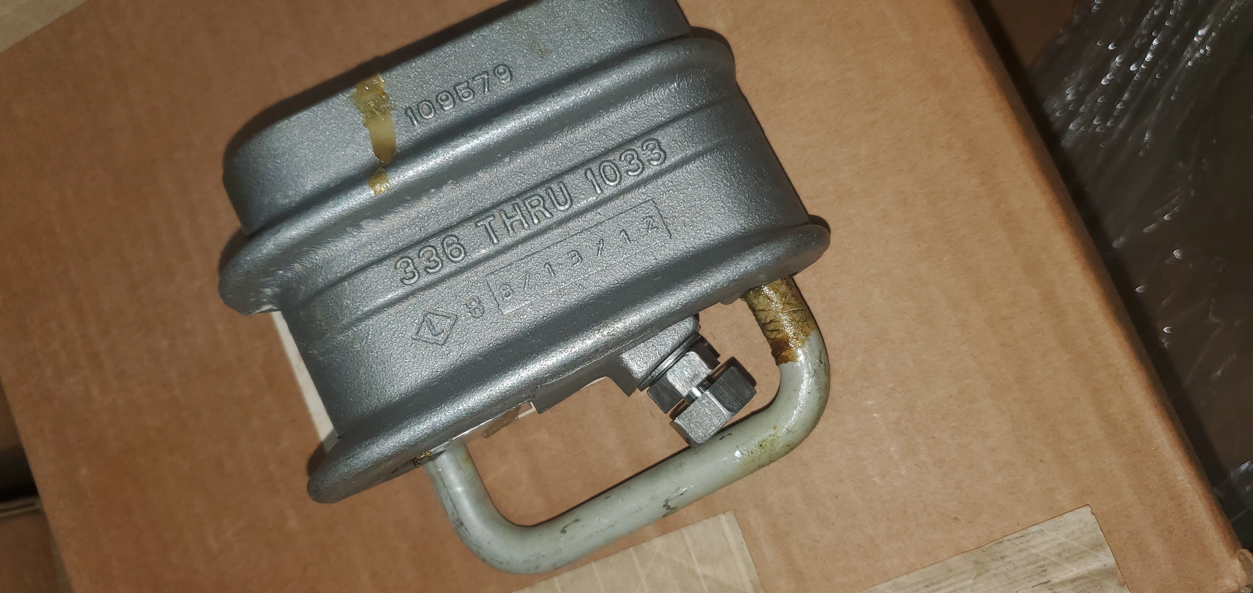 ALUMINUM STIRRUP CONNECTOR